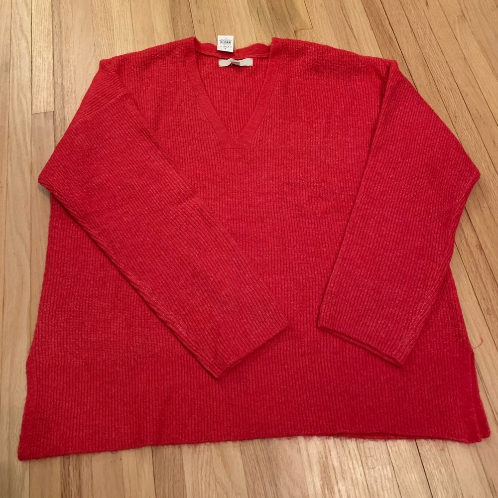 NWT Cozy LOFT v-neck sweater, dark pink